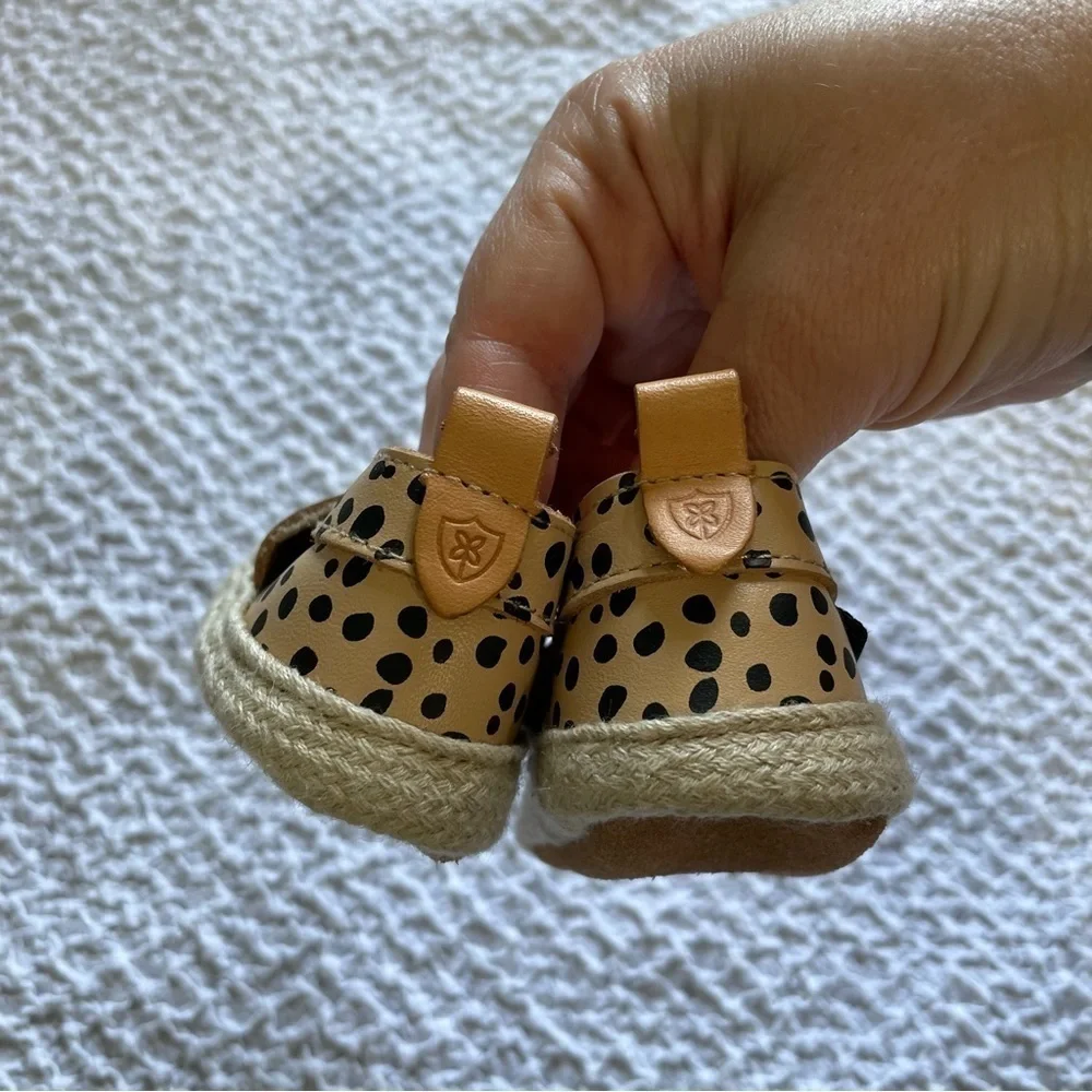 Pretty Brave Espadrilles Safari Spot Baby Shoe Size Small NWOT